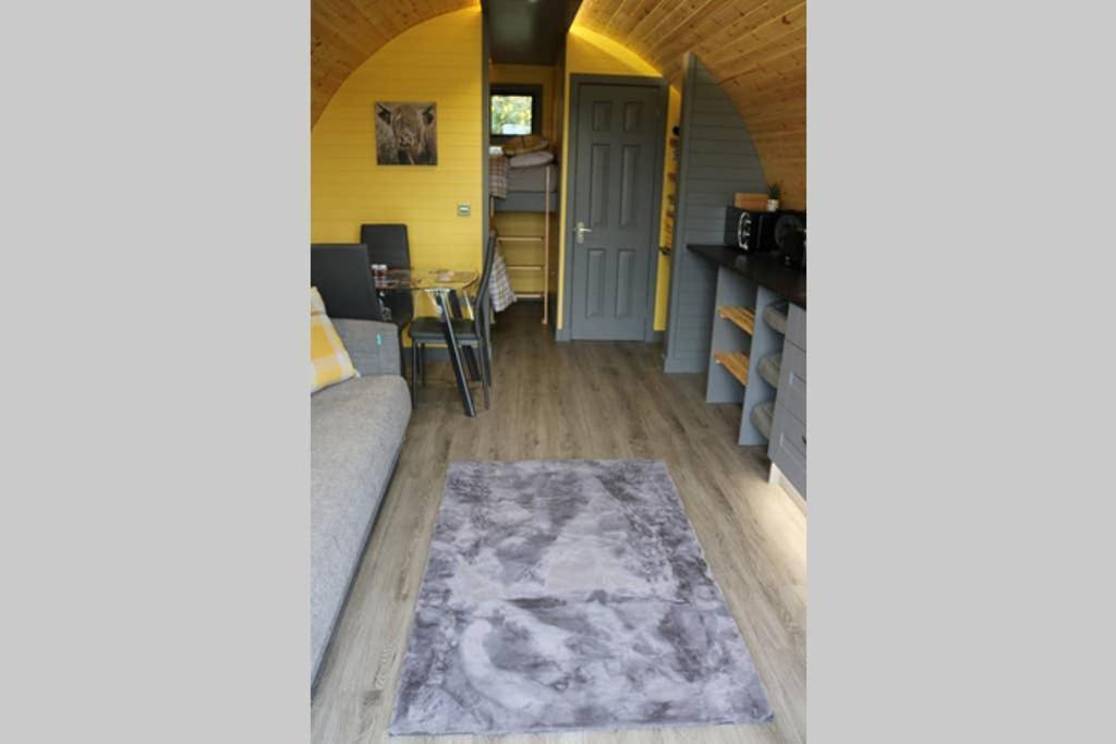 Willa Glampods Glamping Pod - Meet Highland Cows And Sheep Elgin Zewnętrze zdjęcie